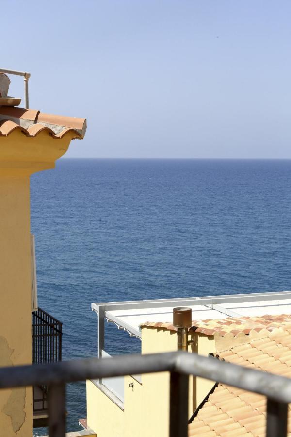 Terrazza Lucilla Apartman Cefalù Kültér fotó